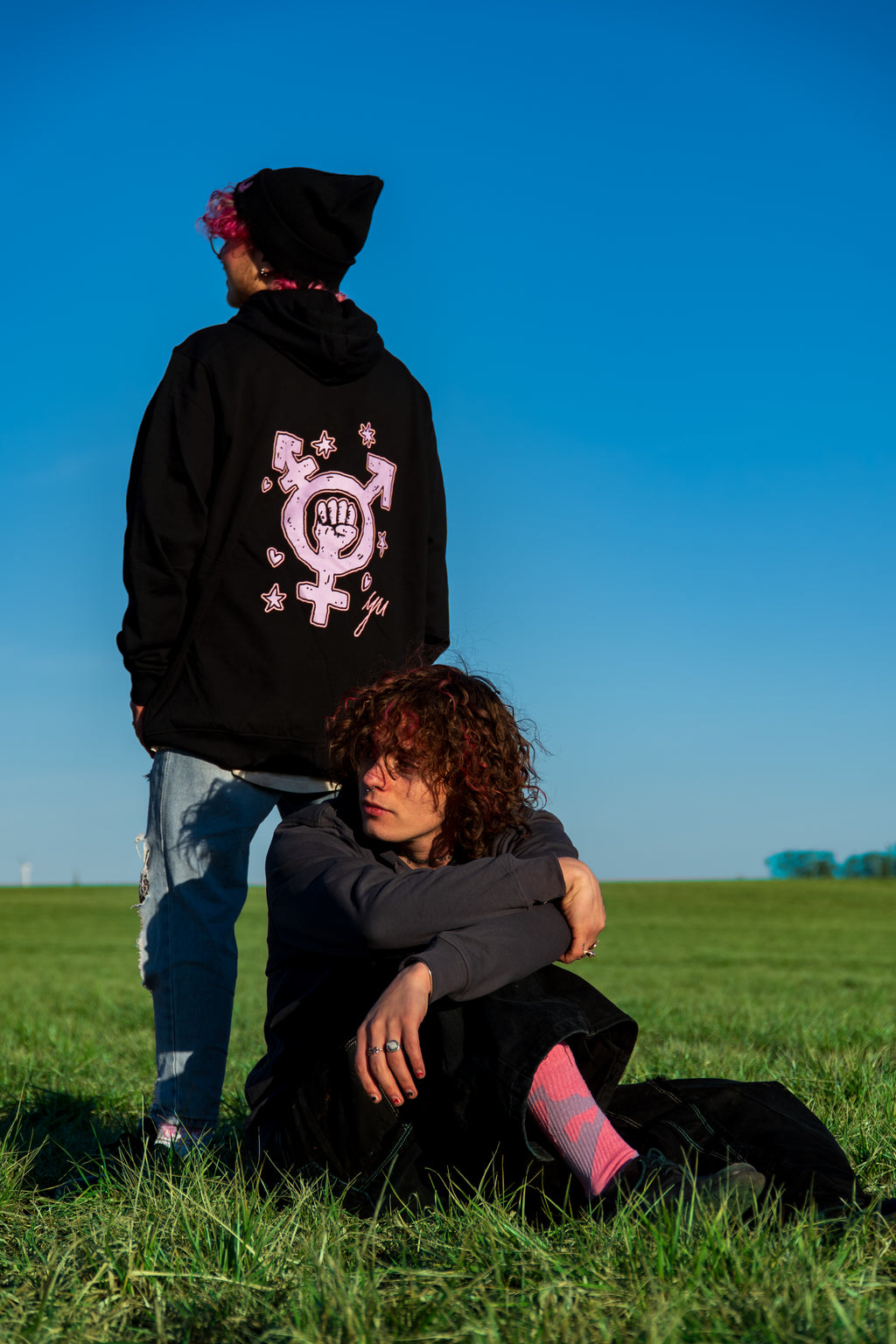 YU "SYMBOL" UNISEX HOODIE - SCHWARZ